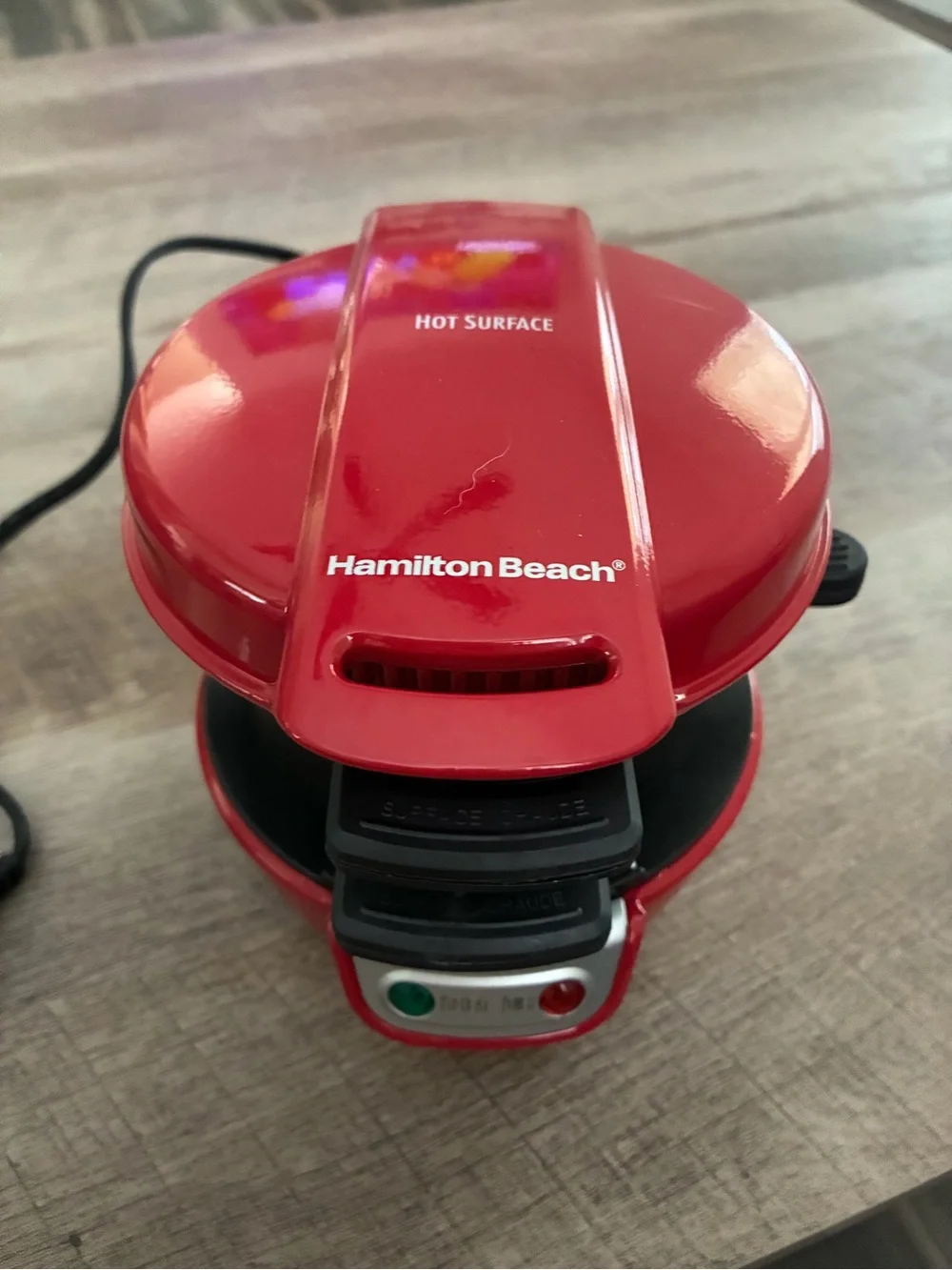 Hamilton Beach Red Compact Breakfast Sandwich Maker